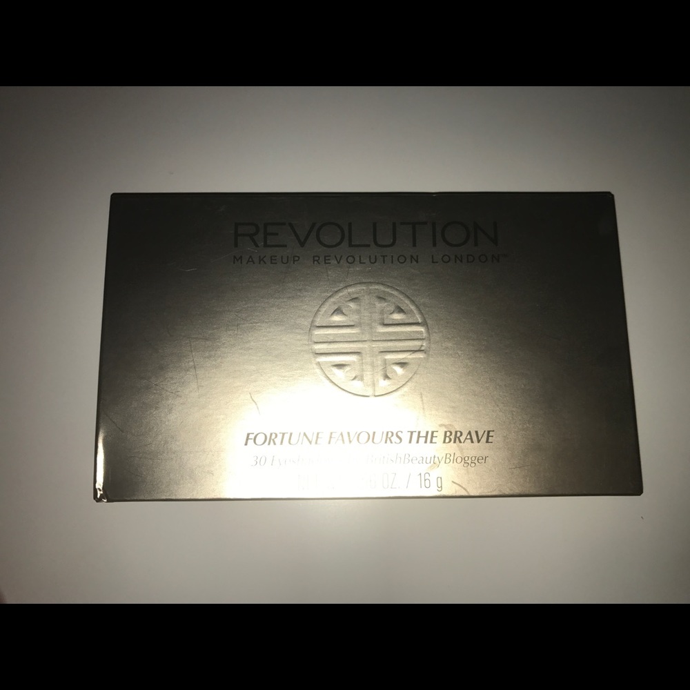 Makeup revolution palette
